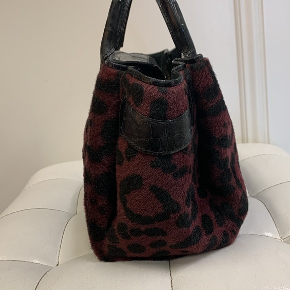 Nancy Gonalez Calf Fur Purple Leopard Handbag - Picture 4 of 10